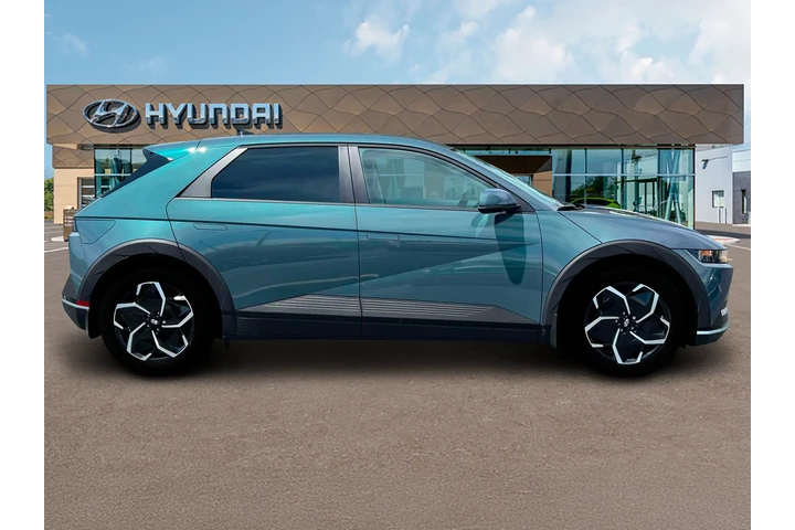 $26995 : Hyundai IONIQ 5 2024 SEL 4dr image 9