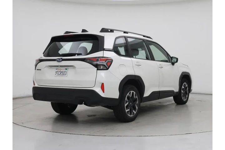 $29998 : Subaru Forester 2025 AWD Bas image 8
