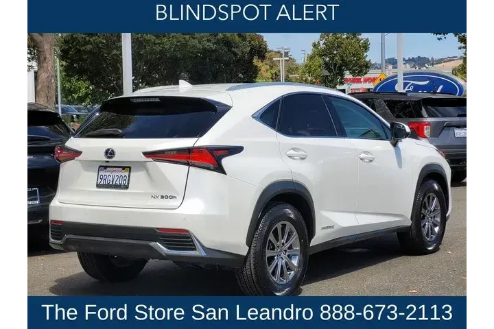 $30449 : Lexus NX 300h 2018 AWD 4dr C image 10