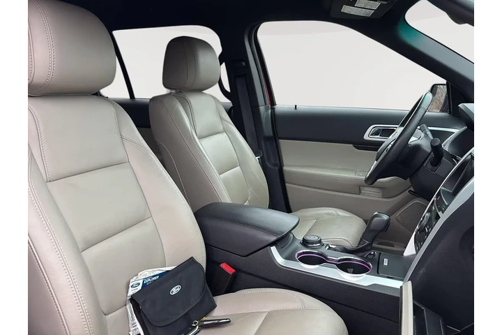 $16580 : 2015 Explorer Limited image 8