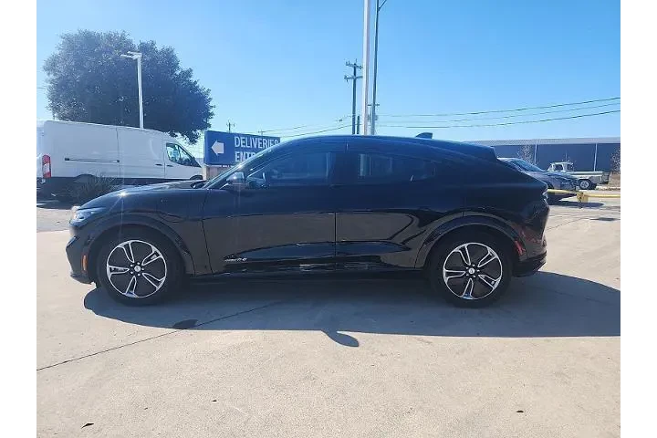 $26596 : Ford Mustang Mach-E 2023 Pre image 4