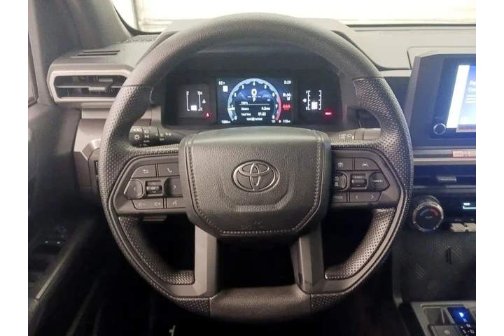 $36998 : Toyota Tacoma 2026 4x2 SR5 4 image 10