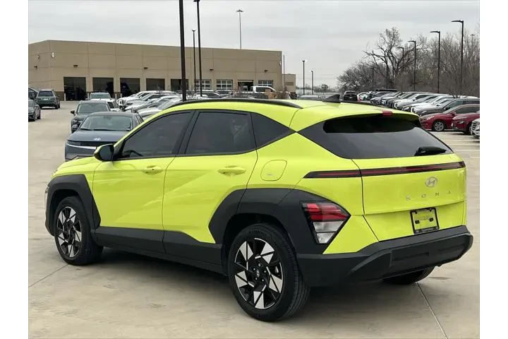 $18998 : Hyundai KONA 2024 SEL 4dr Cr image 10