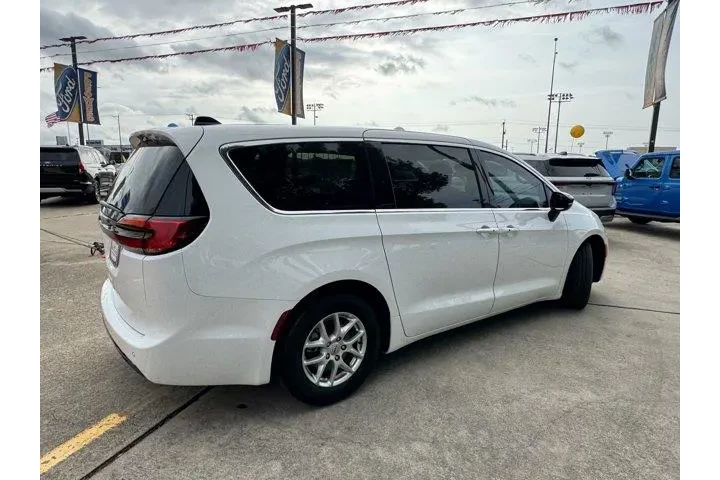 $26623 : Chrysler Pacifica 2025 Selec image 5