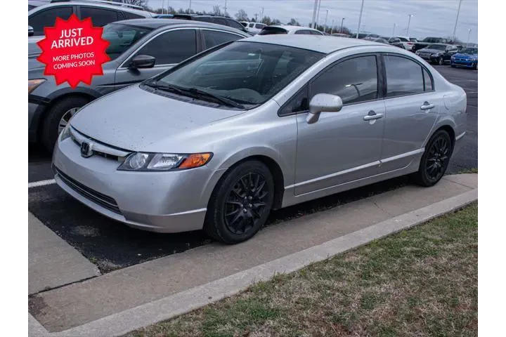 $5000 : Honda Civic 2008 LX 4dr Seda image 1