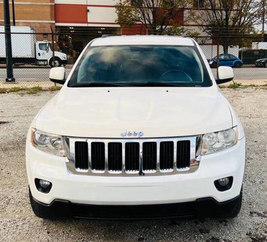 $7899 : 2011 Grand Cherokee Laredo X image 1