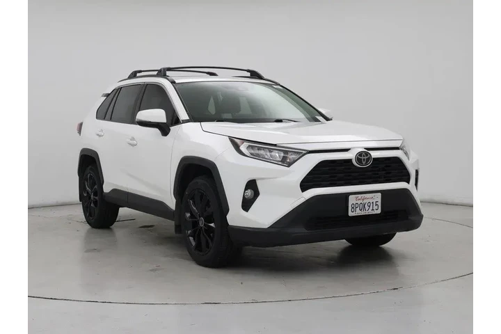 $27998 : Toyota RAV4 2020 AWD XLE Pre image 1