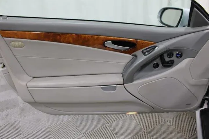 $15982 : Mercedes-Benz SL-Class 2007 image 6