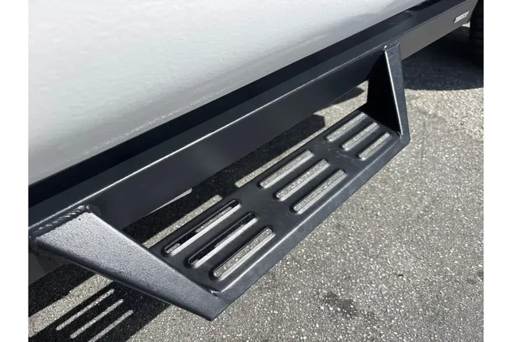 $39902 : Toyota Tundra 2020 4x4 SR5 4 image 9