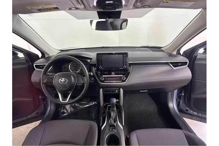 $28496 : Gold Certified2022 Corolla Cr image 4
