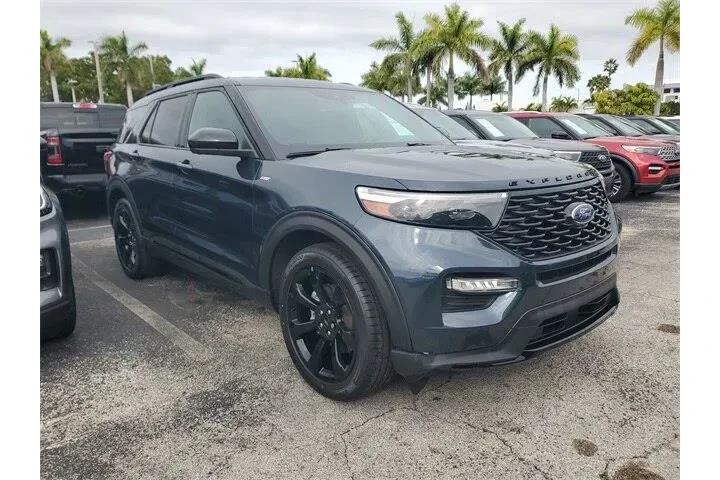 $32990 : Ford Explorer 2023 ST-Line 4 image 2
