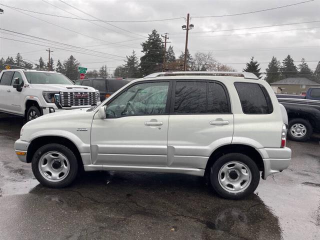 $6995 : 2005 Grand Vitara EX image 7