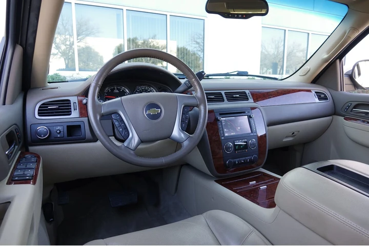 $20500 : 2014 Suburban 1500 LTZ image 5