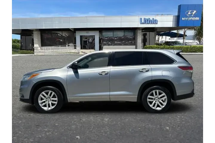 $15999 : Toyota Highlander 2014 LE 4d image 6
