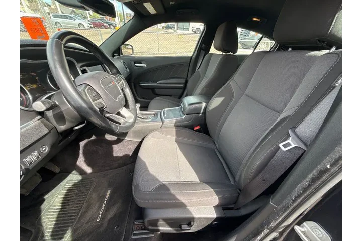 $22995 : 2017 Charger SXT AWD image 10