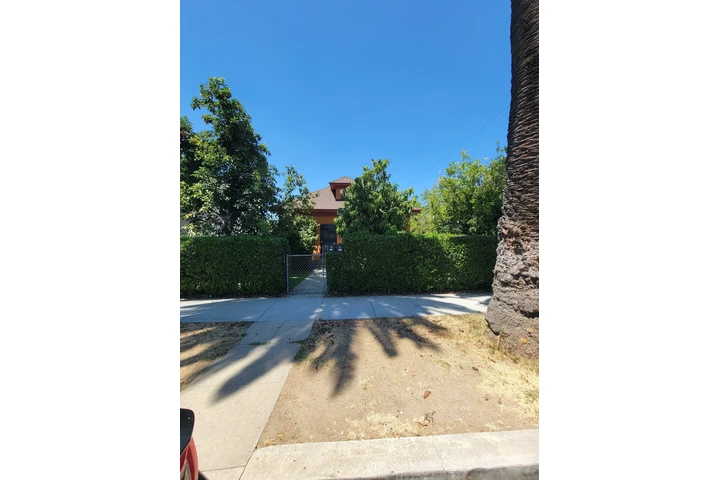 $825000 : Se Vende duplex Ontario image 1