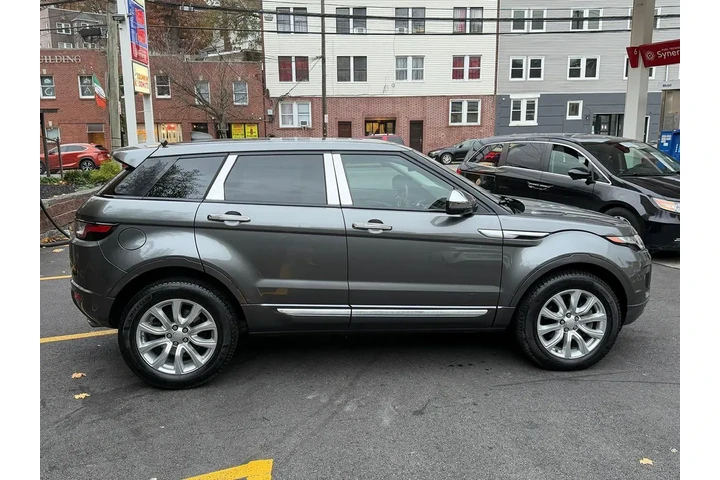 $17995 : 2019 Range Rover Evoque SE image 4