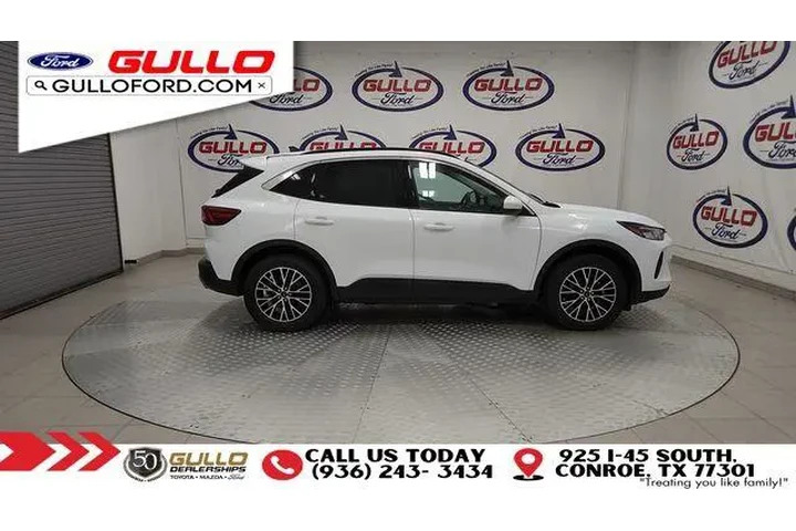 $21234 : Ford Escape Plug-In Hybrid 2 image 9