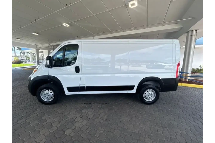 $24609 : Ram ProMaster 2023 2500 136 image 7