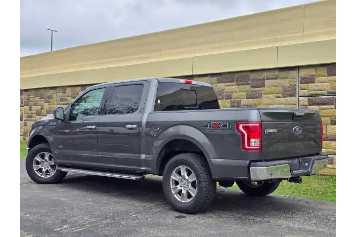 $23850 : Ford F-150 2017 4x4 XLT 4dr image 8