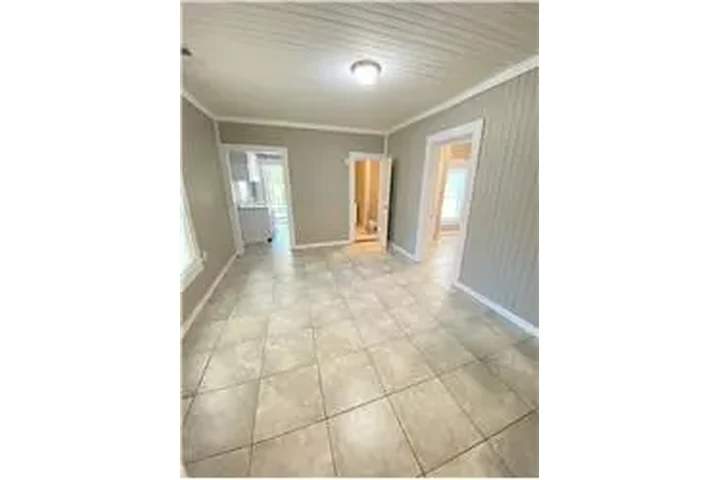 $1500 : Rental property with 3 bedro image 4