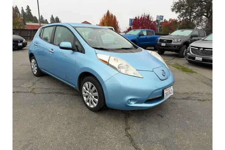 $7000 : Nissan LEAF 2015 S 4dr Hatch image 7