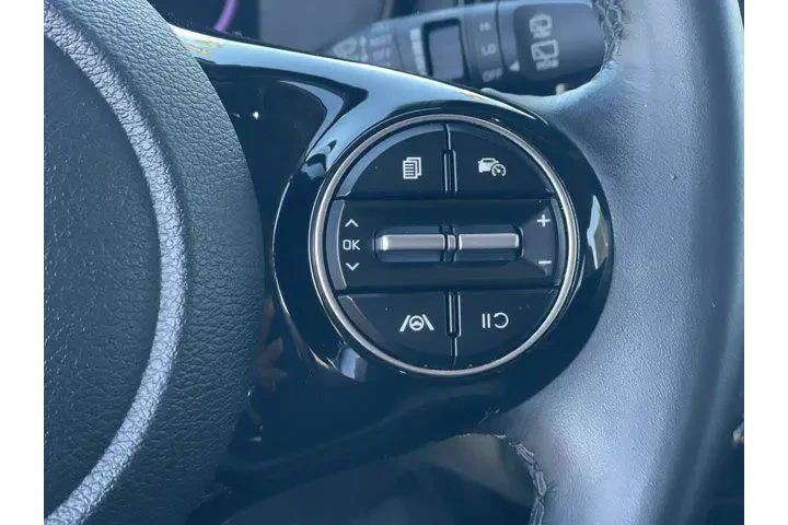 $17995 : Kia Soul 2023 EX 4dr Crossov image 9