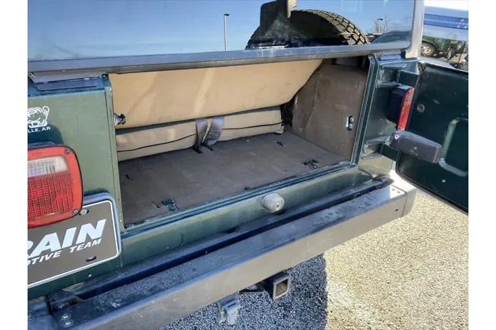 $10991 : Jeep Wrangler 2001 2dr Sahar image 7