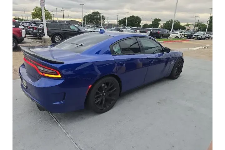 $33773 : Dodge Charger 2018 R/T Scat image 3