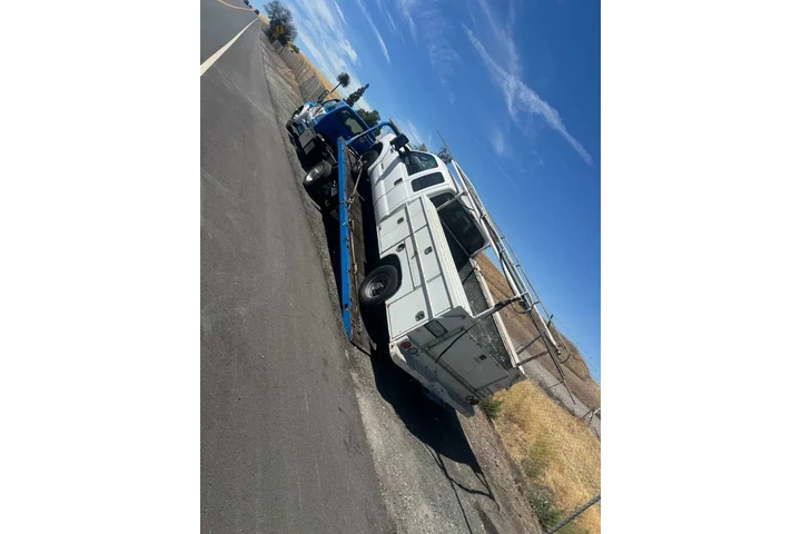 Brother's Towing &Transportllc image 5