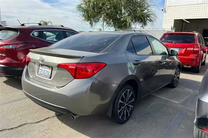 $14962 : Corolla SE image 3