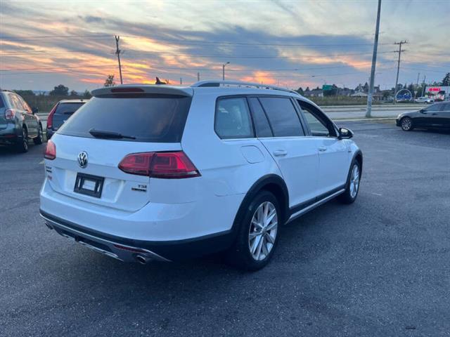 $13995 : 2017 Golf Alltrack TSI SE 4Mo image 7