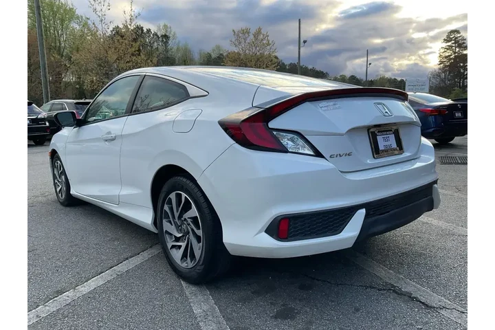 $13685 : Honda Civic 2020 LX 2dr Coup image 7