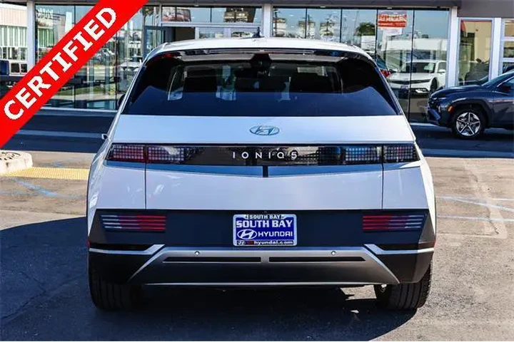 $21895 : Hyundai IONIQ 5 2024 SE Stan image 5
