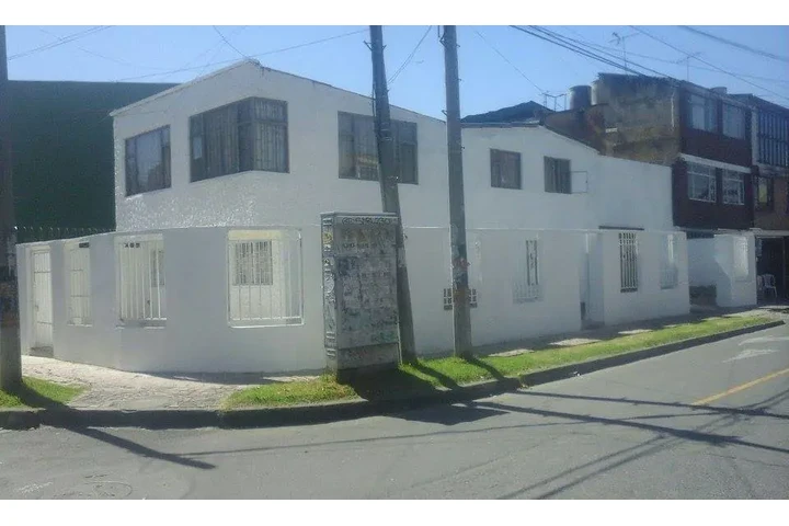 $680000 : Arriendo habitación caballero image 6