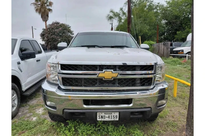 $15900 : 2011 Silverado 2500HD LTZ image 6