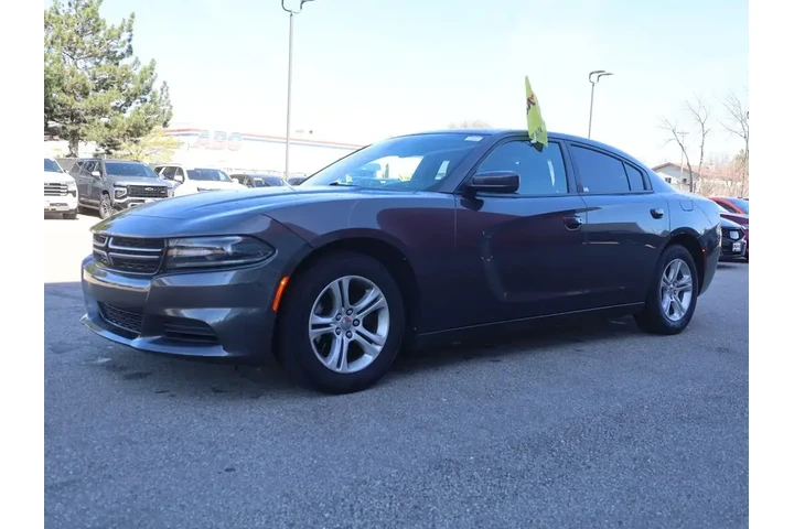 $16477 : Dodge Charger 2020 SXT 4dr S image 5