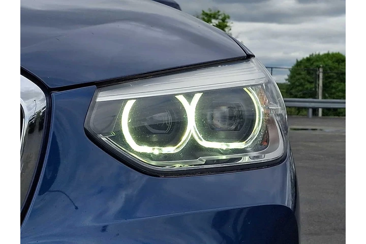 $22000 : BMW X3 2021 sDrive30i 4dr Sp image 9