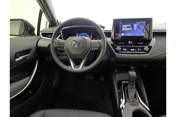 $27998 : Toyota Corolla Hatchback 202 image 10