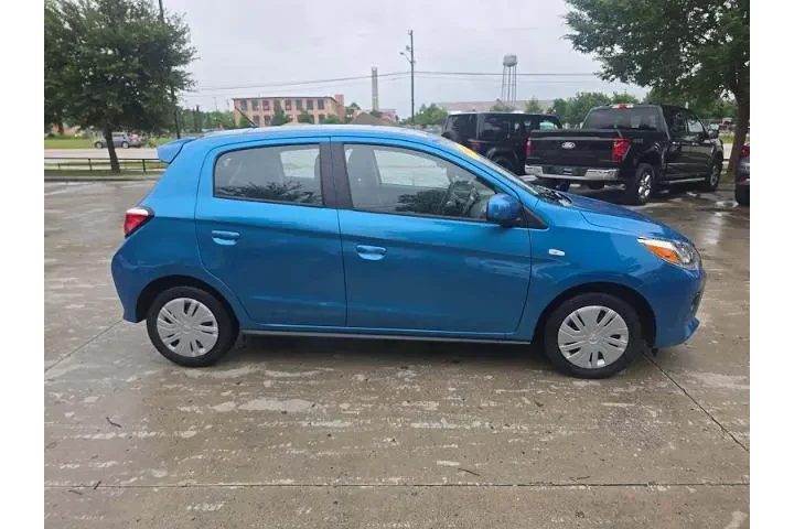$15773 : Mitsubishi Mirage 2024 ES 4d image 2