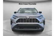 $18697 : Toyota RAV4 2020 LE 4dr SUV thumbnail