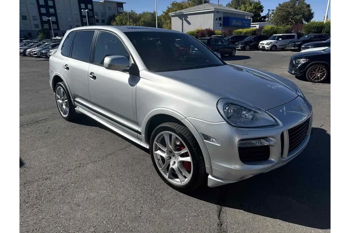 $18710 : 2008 Cayenne GTS image 5