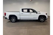 $38630 : GMC Sierra 1500 2024 4x2 SLT thumbnail