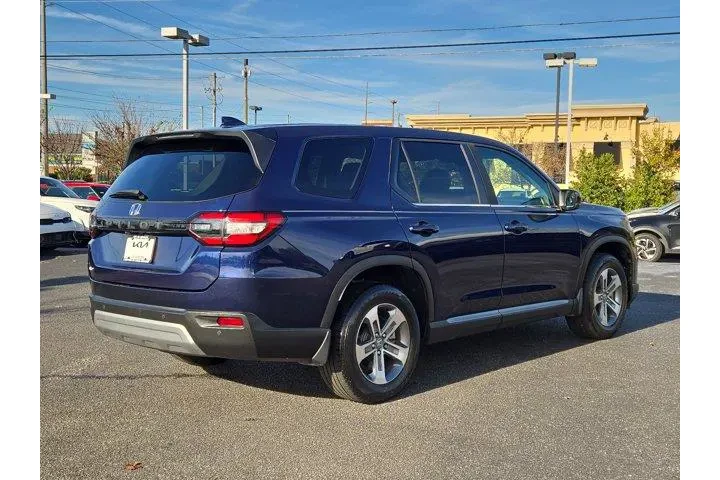 $38471 : Honda Pilot 2023 AWD EX-L 4d image 5