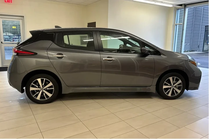 $15867 : Nissan LEAF 2022 S PLUS 4dr image 3
