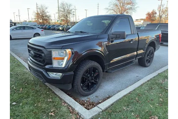$34500 : Ford F-150 2022 4x4 XLT 2dr image 2