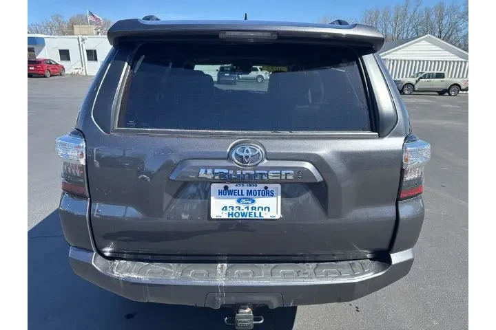 $36899 : Toyota 4Runner 2022 4x4 SR5 image 6