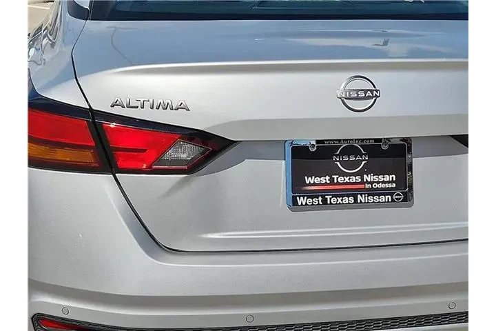 $23550 : Nissan Altima 2024 2.5 SV 4d image 8