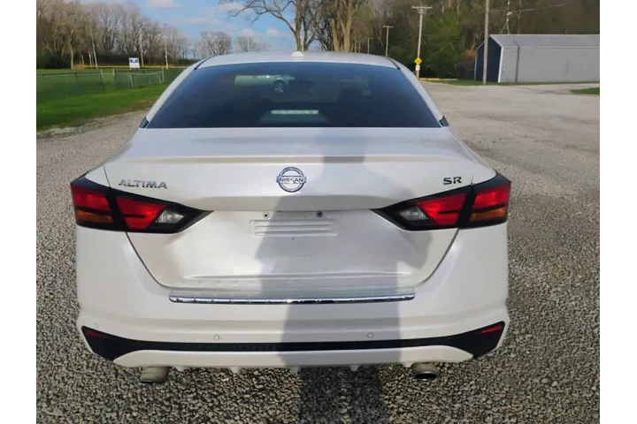 $12997 : 2020 Altima 2.5 SR image 6