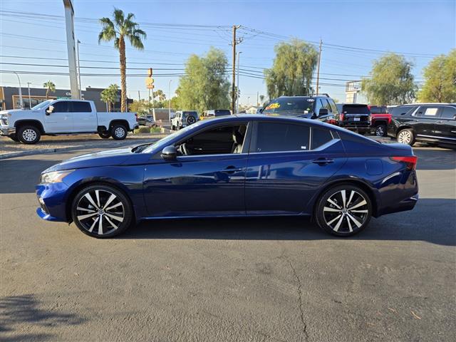 $21999 : Pre-Owned 2022 Altima 2.5 SR image 3